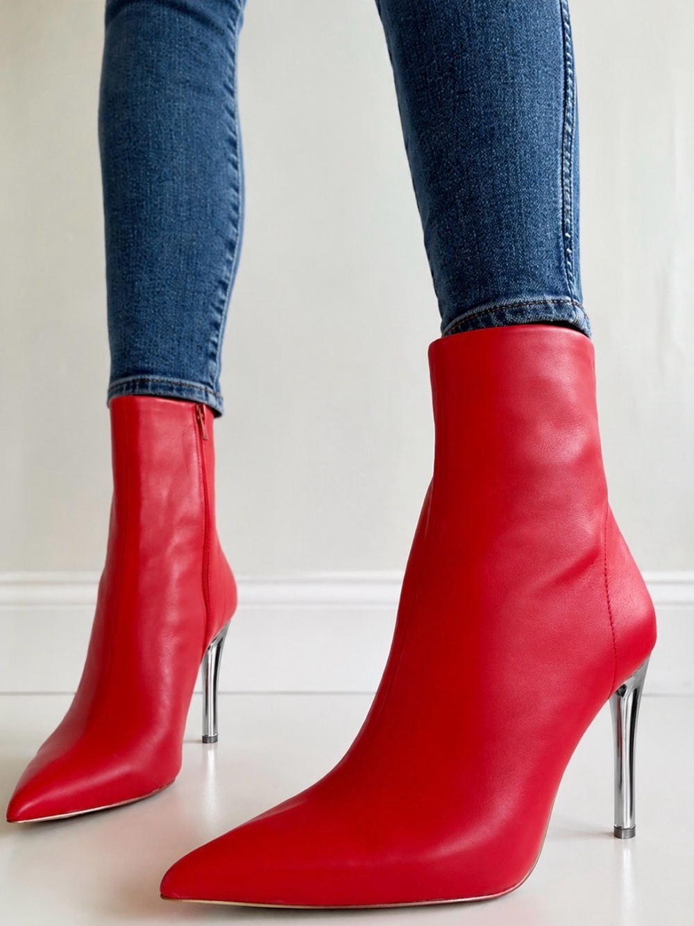 AGL Attilio Giusti Leombruni red leather ankle boots 38.5